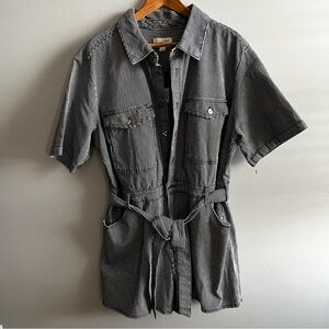 Universal Thread Women 17 Romper Shorts Blue Striped Button Front Belted Casual